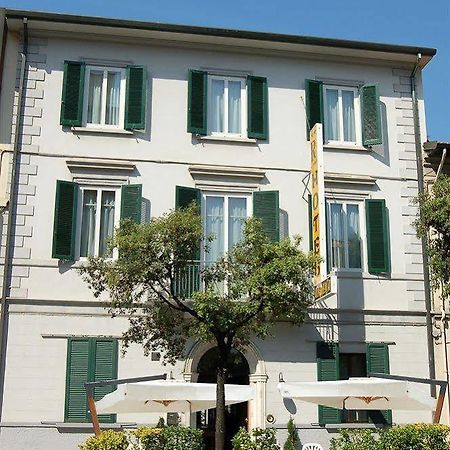 Hotel Ondina Viareggio Exterior foto